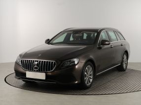 Mercedes-Benz E - 2018