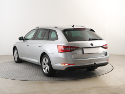 Škoda Superb 2015