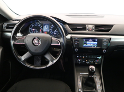 Škoda Superb 2015