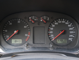 Volkswagen Golf 2004