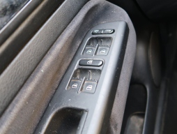 Volkswagen Golf 2004