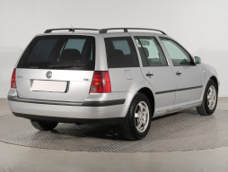 Volkswagen Golf 2004