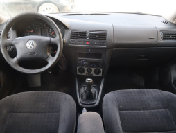 Volkswagen Golf 2004