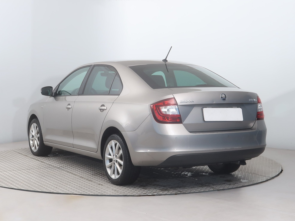 Škoda Rapid