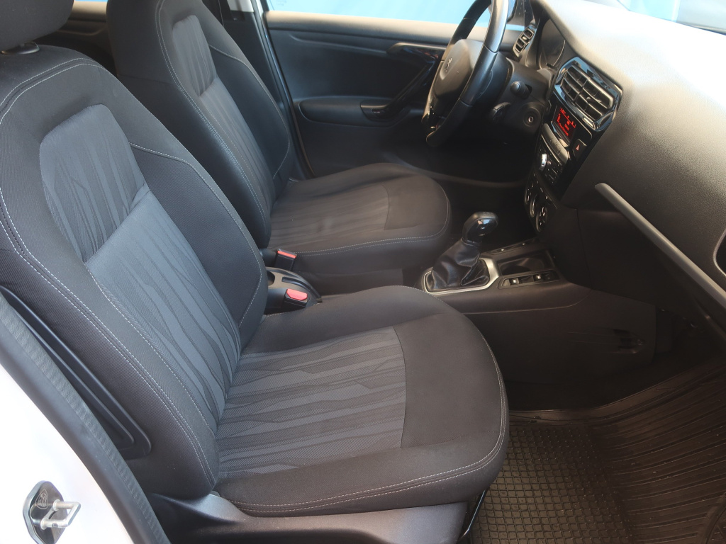 Peugeot 301