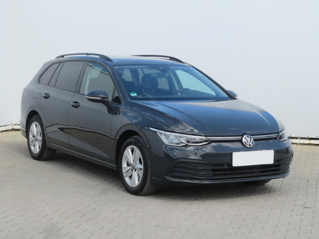 Volkswagen Golf 2021