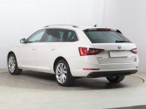 Skoda Superb - 2019
