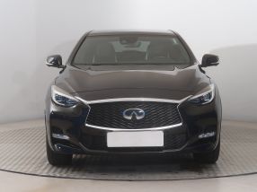 Infiniti Q30 - 2019