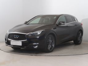 Infiniti Q30 - 2019