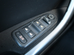 Peugeot 308 2012