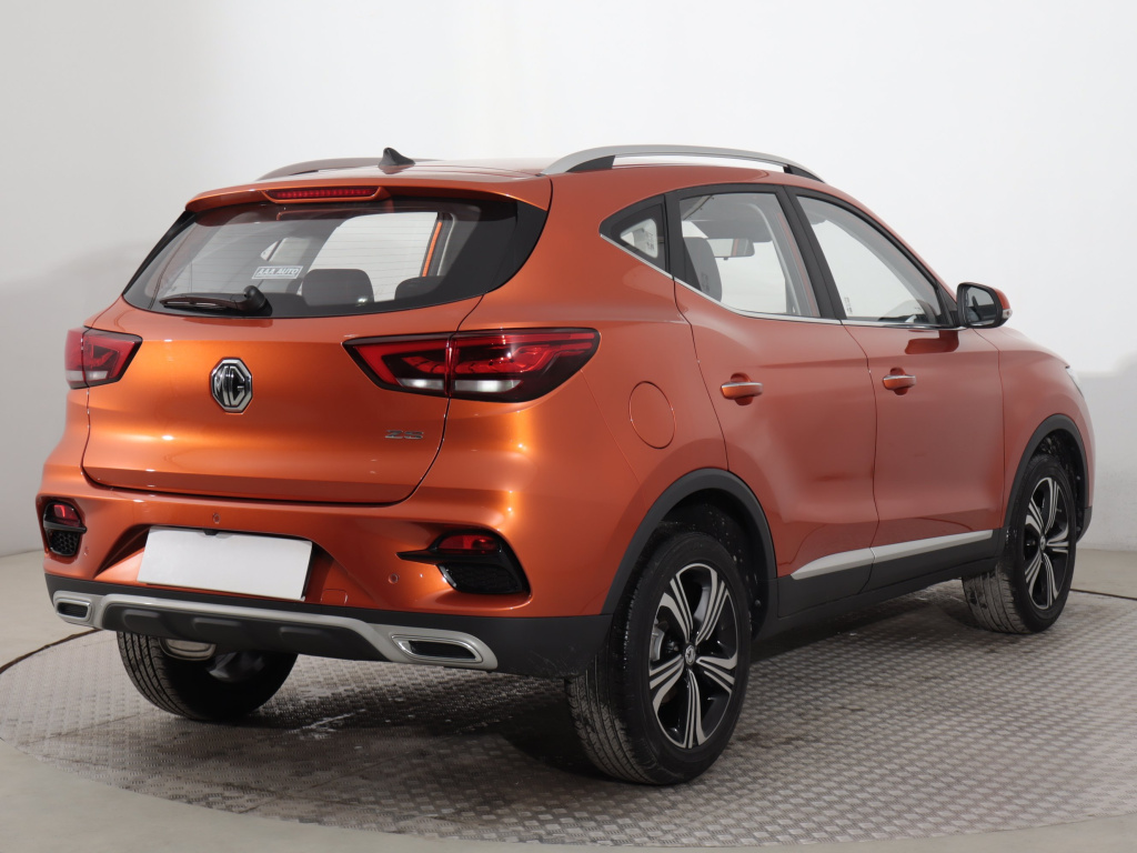 MG ZS SUV