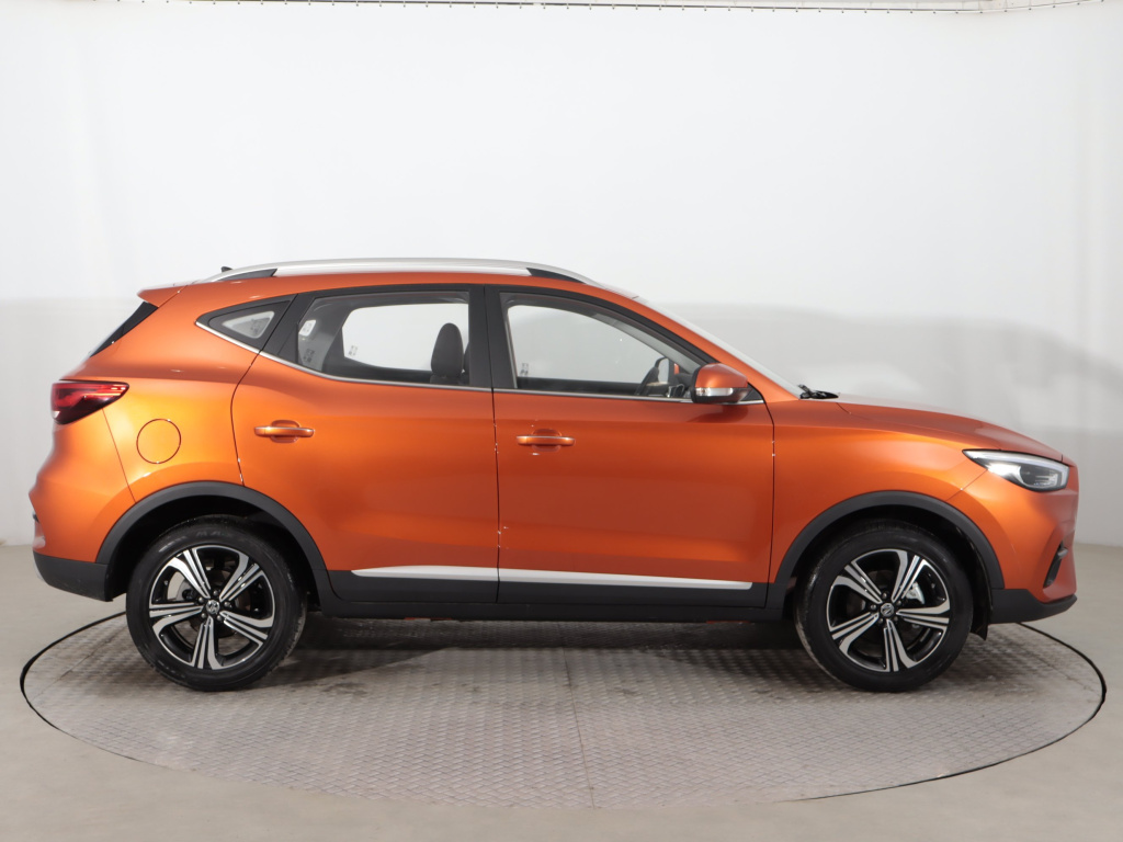 MG ZS SUV