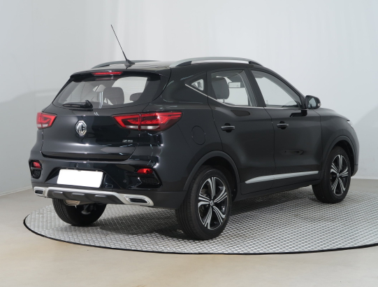 MG ZS SUV