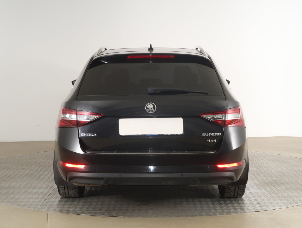 Škoda Superb