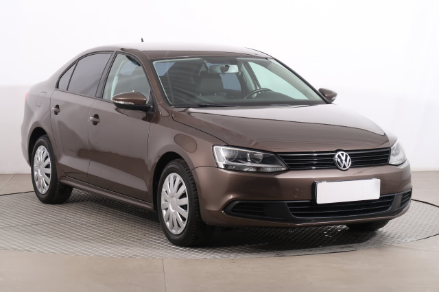 Volkswagen Jetta, 2014
