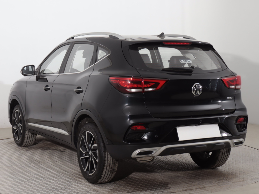 MG ZS SUV