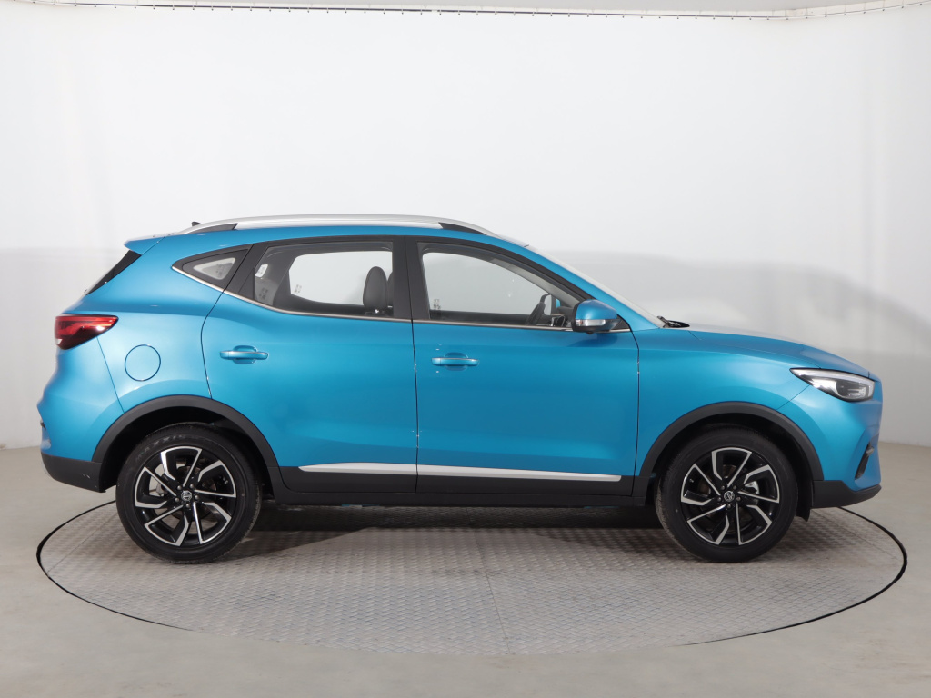 MG ZS SUV