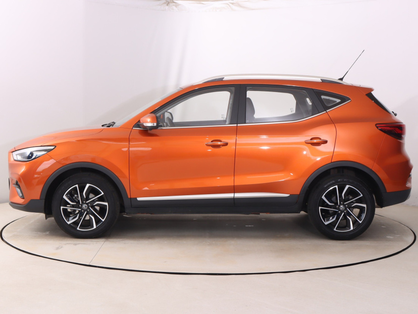 MG ZS SUV, 2025