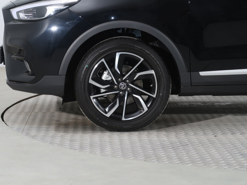 MG ZS SUV
