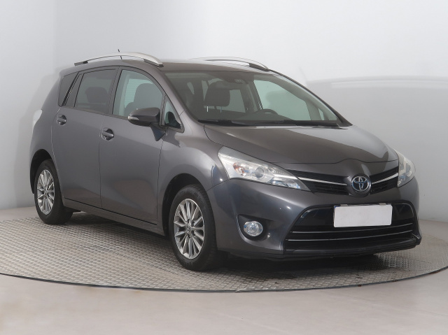 Toyota Verso 2016