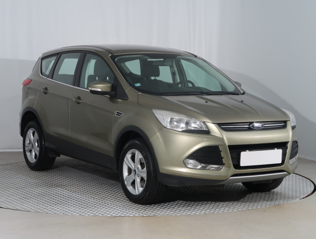 Ford Kuga, 2015