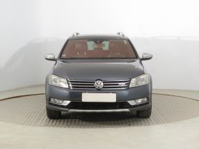 Volkswagen Passat - 2013