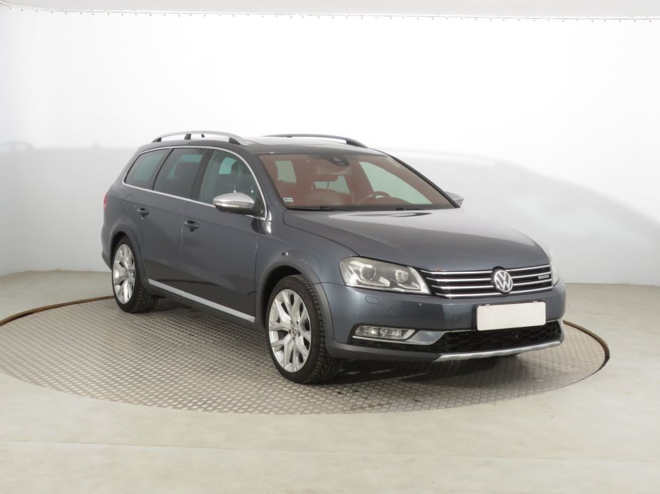 Volkswagen Passat - 2013