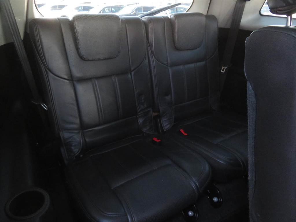 Mahindra XUV 500