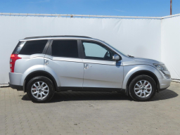Mahindra XUV 500 2017