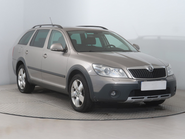 Škoda Octavia Scout 2011