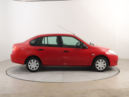 Renault Thalia 2009