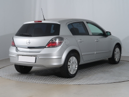 Opel Astra 2007