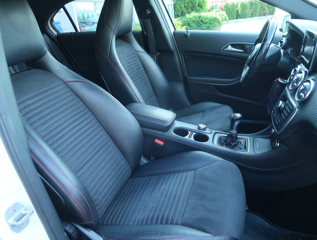 Mercedes-Benz A