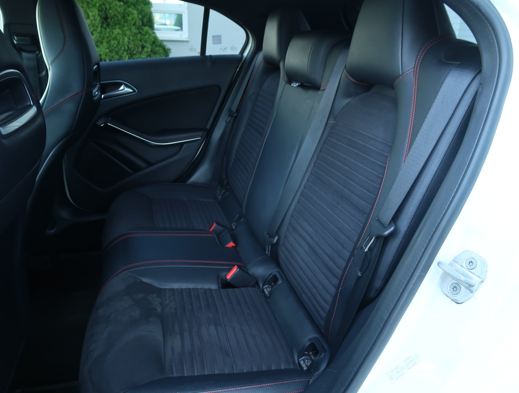 Mercedes-Benz A