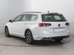 Volkswagen Passat - 2020