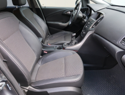 Opel Astra 2011