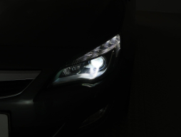 Opel Astra 2011