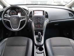 Opel Astra 2011
