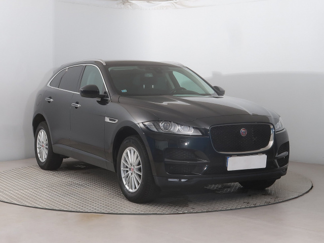 Jaguar F-Pace 2017