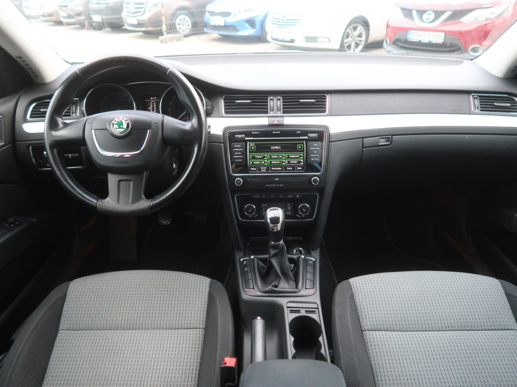Škoda Superb