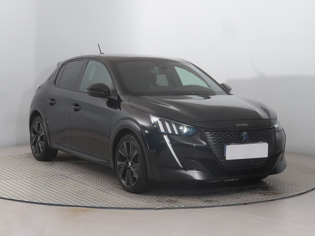 Peugeot 208 2021