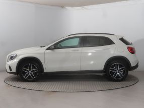 Mercedes-Benz GLA - 2018