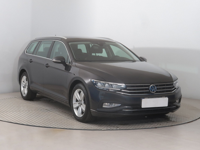 Volkswagen Passat 2020