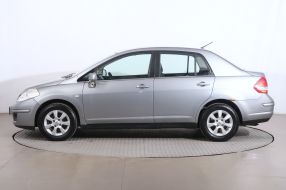 Nissan Tiida - 2009
