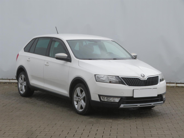 Škoda Rapid Spaceback 2016