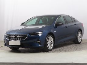 Opel Insignia - 2021