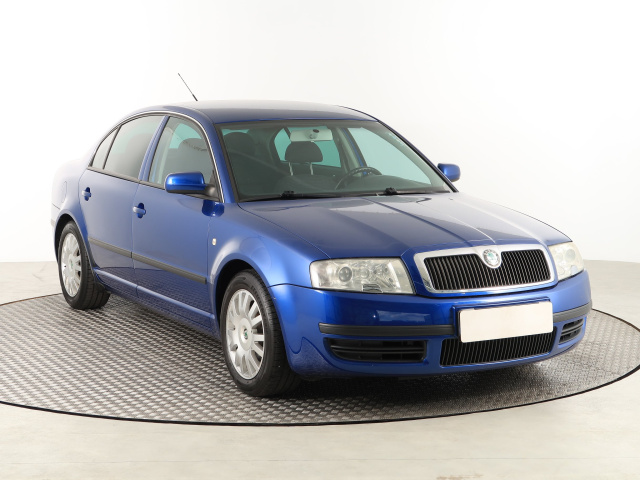Škoda Superb 2004