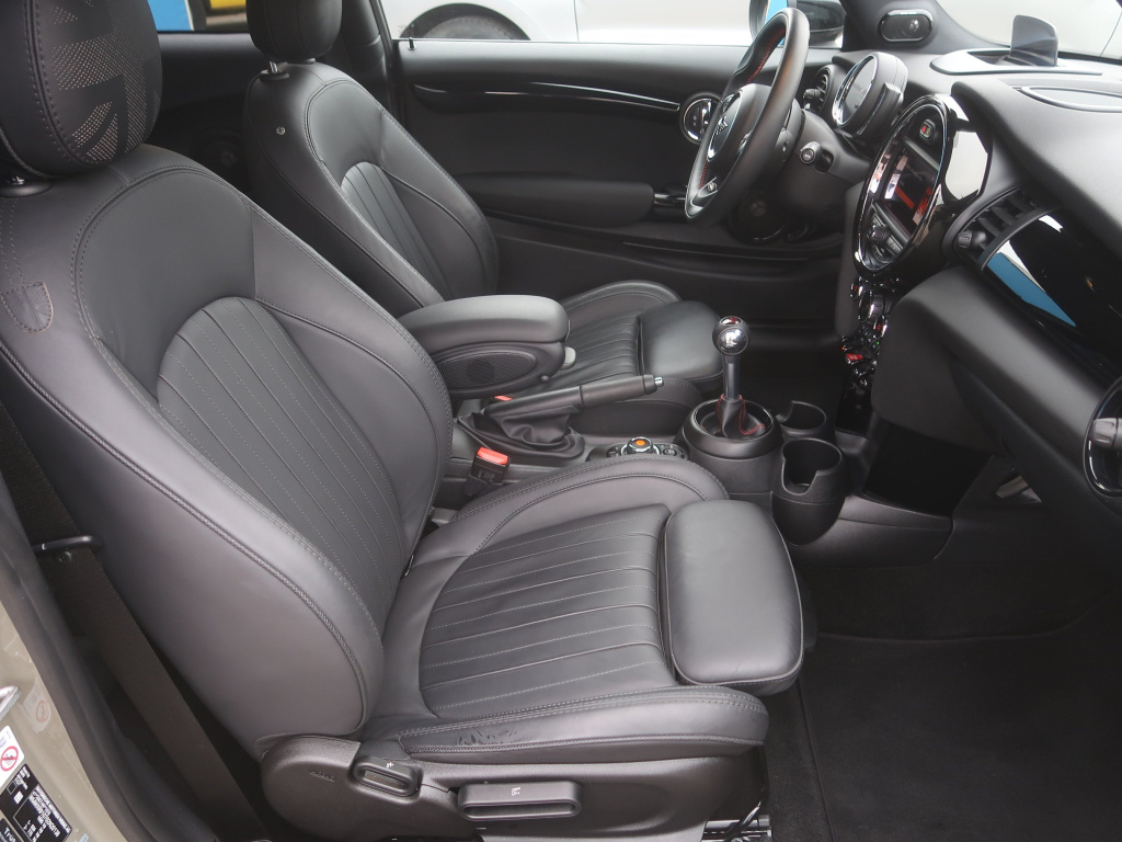 MINI 3-door