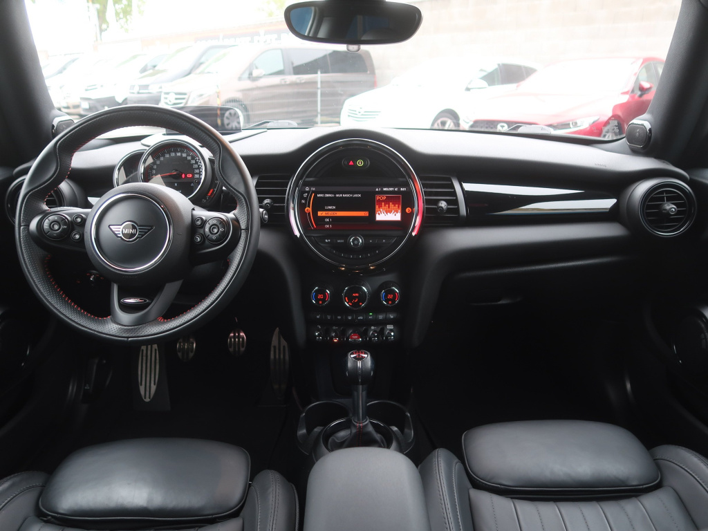 MINI 3-door