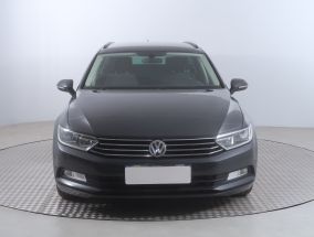 Volkswagen Passat - 2016